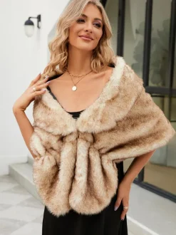 Faux Fur Poncho Bateau Neck Solid Color Fall Winter Women's Cape