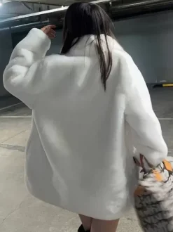 Faux Fur Coats Long Sleeves Chic Oversized Turndown Collar White Women Coat