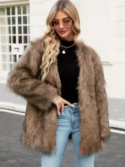 Faux Fur Coats Silver Long Sleeves Women Eco-friendly Fur Coat Coat