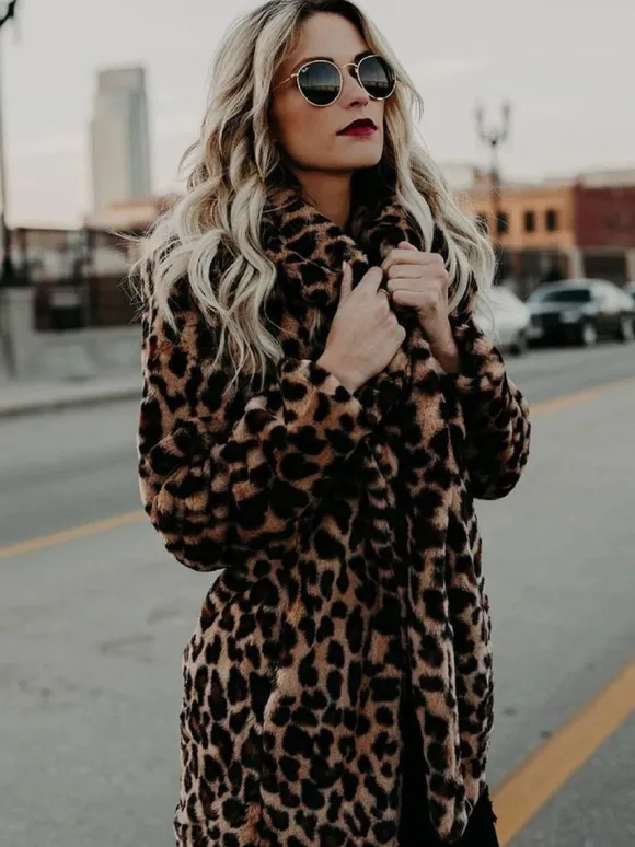 Faux Fur Coats Leopard Long Sleeves Leopard Print Oversized Eco-friendly Fur Coat