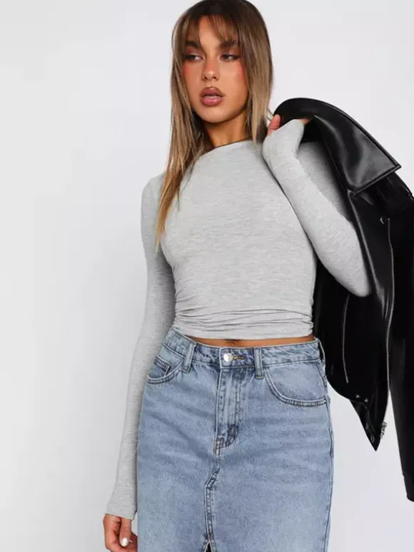Fitted Long Sleeve Crew Neck Crop Top For Women - Y2K Slim Fit Stretchy Soft Basic Tee - Spring Streetwear 2026
