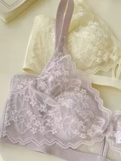 Floral Lace Triangle Bra Wireless Bralette In 3 Colors