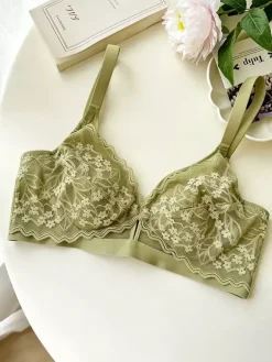 Floral Lace Triangle Bra Wireless Bralette In 3 Colors
