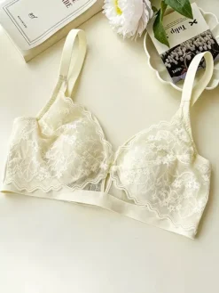 Floral Lace Triangle Bra Wireless Bralette In 3 Colors
