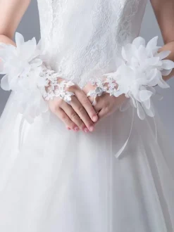 Flower Girl Accessories Wedding Accessories Flower Girl Gloves White Cut Out Cut-Outs Gloves For Kids