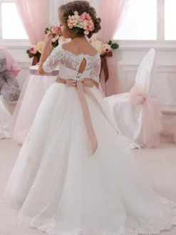 Flower Girl Dresses Bateau Neck Lace Half Sleeves Ankle Length Princess Silhouette Bows Kids Formal Pageant Dresses