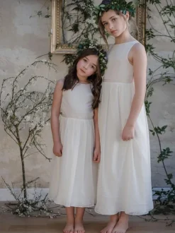 Flower Girl Dress Lace Jewel Neck Sleeveless Ivory