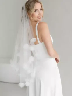 Flower Wedding Veil Lace Tulle Cut Edge Classic Bridal Veils