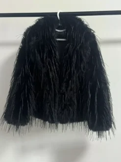 Fringed Faux Fur Coats Notched Lapel Eco-friendly Winter Jacket For Women 2026
