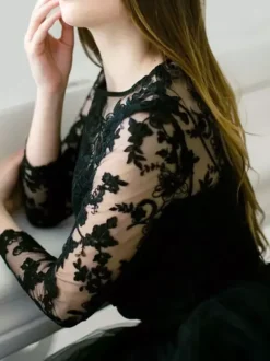 Gothic Black Wedding Dresses A-Line Jewel Neck Long Sleeves Tulle Lace Floor-Length Bridal Dress Free Customization