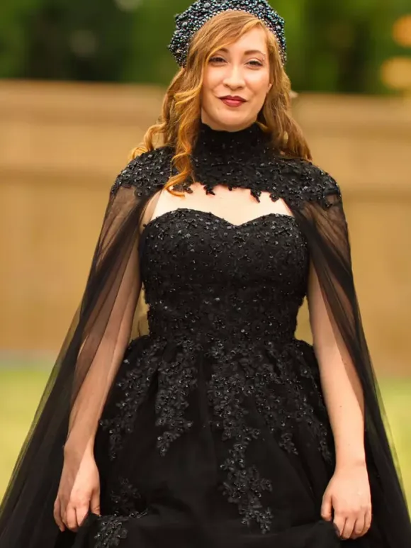 Gothic Black Wedding Dresses A-Line Sleeveless Backless Lace-Up With Train Bridal Dress Free Customization