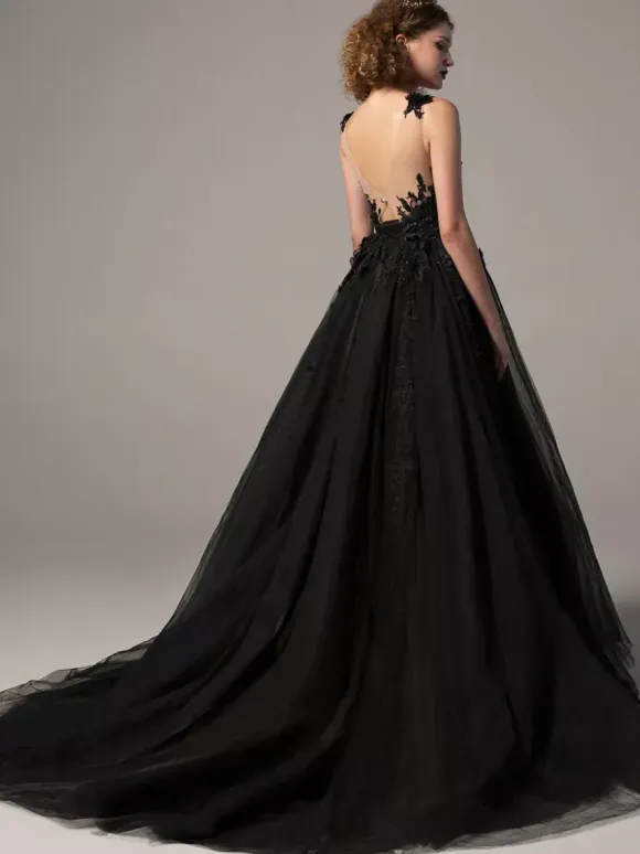 Gothic Black Wedding Dresses A-Line Sleeveless Lace Tulle Backless With Train Bridal Dress Free Customization