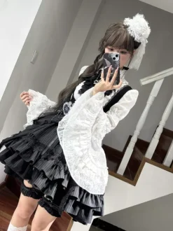 Gothic Lolita Blouses Black Long Sleeves Lolita Top Ruffles Lace Lolita Shirt