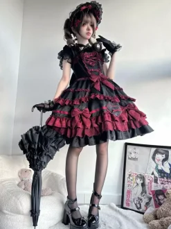 Gothic Lolita Dress Red Black Short Sleeves with Bows and Ruffles Kawaii Fashion
