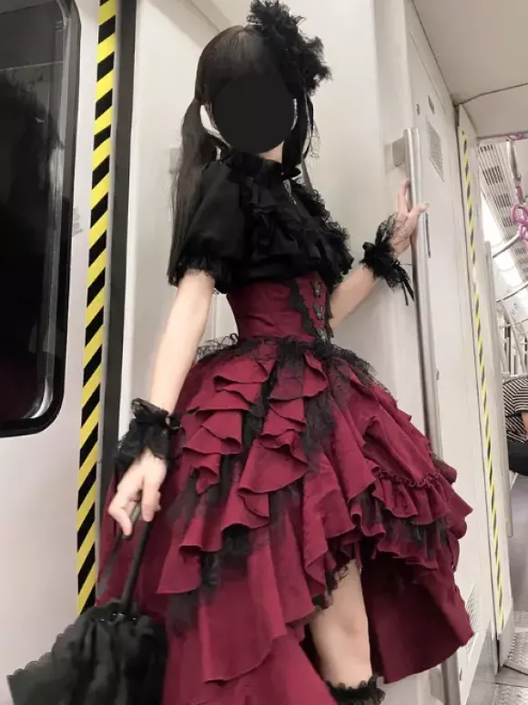 Gothic Lolita Tow-piece suit Mesh Lace shirt and High Low Ruffles Skirts Dark series Cosplay costumes