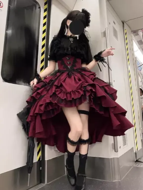 Gothic Lolita Tow-piece suit Mesh Lace shirt and High Low Ruffles Skirts Dark series Cosplay costumes