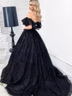 Gothic Wedding Dresses A-Line Sleeveless Lace With Train Bridal Gown Free Customization