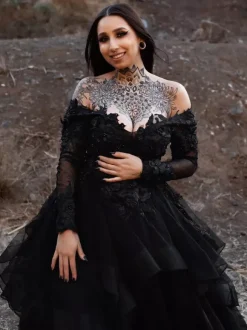 Gothic Wedding Dresses Lace A-Line Long Sleeves Natural Waist Lace With Train Bridal Dress