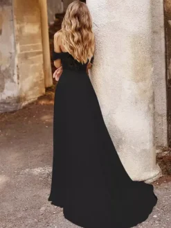 Gothic Wedding Dresses Lace A-Line Sleeveless Natural Waist Lace With Train Bridal Dress
