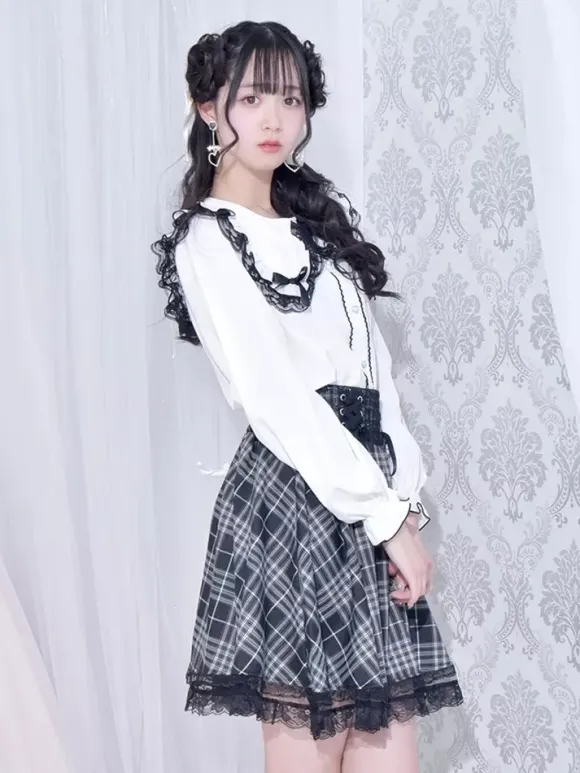Gothic Lolita Blouses Lolita Top White Long Sleeves Lace Bows Color Block Lolita Shirt