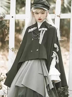 Gothic Lolita Cape Black Polyester Chains Bows Winter Lolita Outwears