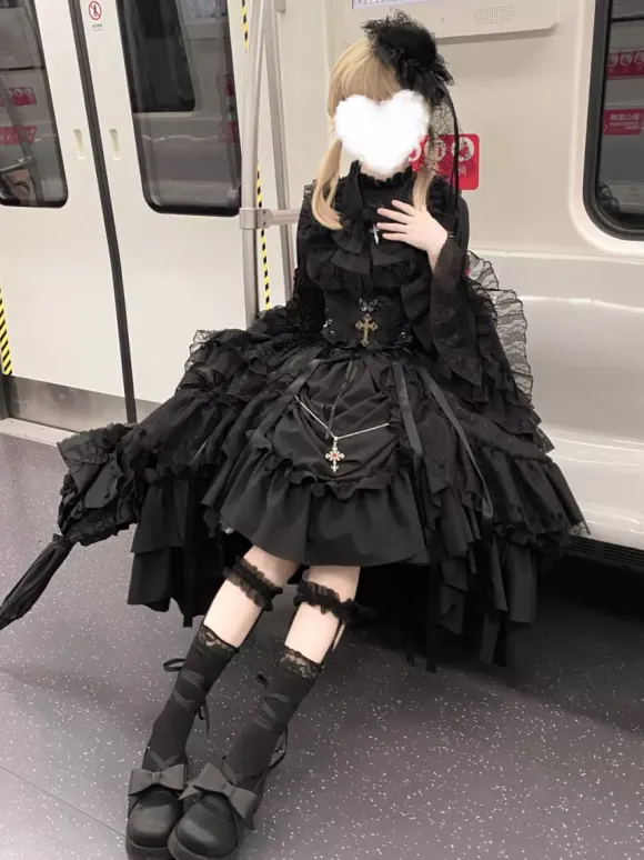 Gothic Lolita Skirt Ruffles Black White Skirt With Cummerbund