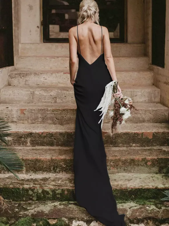 Gothic Wedding Dresses Mermaid Sleeveless Satin Fabric With Train Bridal Dress