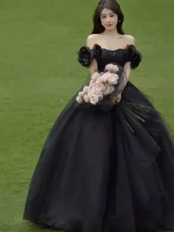 Gothic Wedding Dresses Princess Silhouette Sleeveless Flowers Tulle Floor-Length Bridal Gown