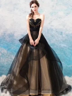 Gothic Wedding Dresses Princess Silhouette Sleeveless Pleated Tulle Sweep Bridal Dress
