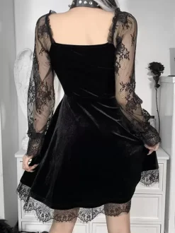 Halloween Women Punk Black Dress Sweetheart Neck Long Sleeves Lace Polyester Gothic Dress