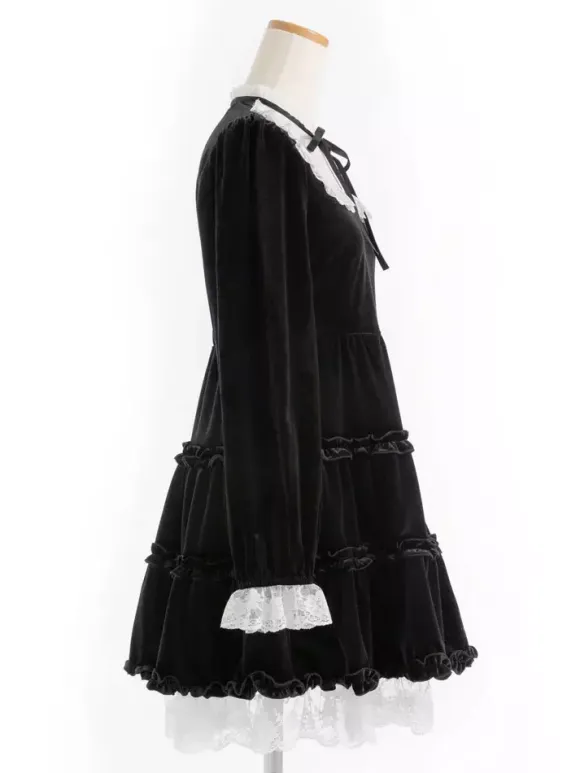 Halloween Lolita Dress Lace Neckline Long Sleeves Velvet Ruffles Gothic Dress