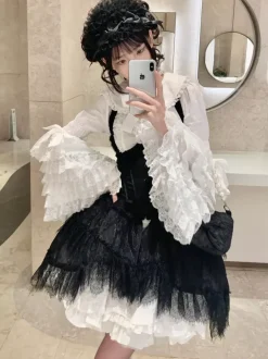Harajuku Fashion Lolita Blouses Lolita Top White Long Sleeves Lace Bows Lolita Shirt