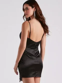 Homecoming Dress 2026 Short Sheath V-Neck Satin Party Dress Free Customization