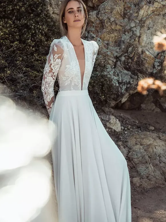 Ivory Boho Wedding Dress Chiffon A-Line With Train Wedding Dress Functional Buttons Long Sleeves V-Neck