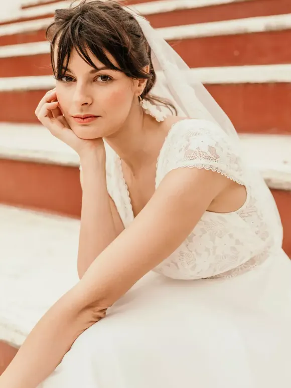 Ivory Boho Wedding Dress Lace A-Line Backless Short Sleeves V-Neck Bridal Dress With Train Free Customization