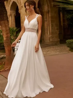 Ivory Boho Wedding Dress Chiffon Lace A-Line Sleeveless V-Neck Bridal Dress With Train Free Customization