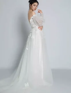 Ivory Simple Lace Wedding Dress With Train A-Line Off-The-Shoulder Long Sleeves Backless Bridal Gowns Free Customization