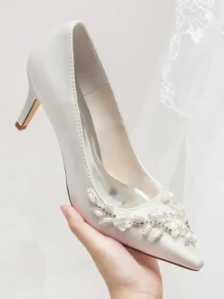 Ivory Wedding Shoes Pointed Toe Rhinetstones Bridal Shoes