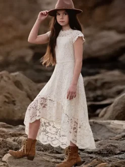 Ivory Boho Lace Flower Girl Dress Jewel Neck Short Sleeves Girl Birthday Dress