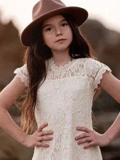 Ivory Boho Lace Flower Girl Dress Jewel Neck Short Sleeves Girl Birthday Dress
