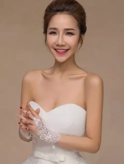 Ivory Lace Chic Wedding Bridal Mitten