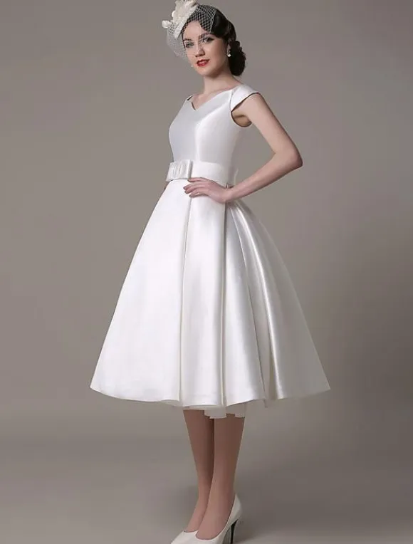 Ivory Short Wedding Dresses 2026 Satin Knee Length Bow Sash Retro Bridal Dress Free Customization