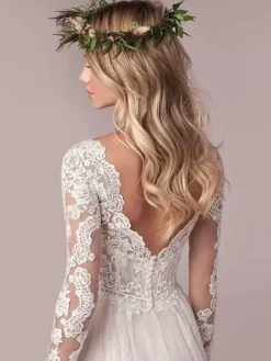 Ivory Simple Wedding Dress With Train A-Line V-Neck Long Sleeves Backless Lace Bridal Gowns Free Customization