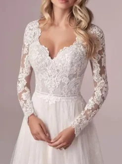 Ivory Simple Wedding Dress With Train A-Line V-Neck Long Sleeves Backless Lace Bridal Gowns Free Customization