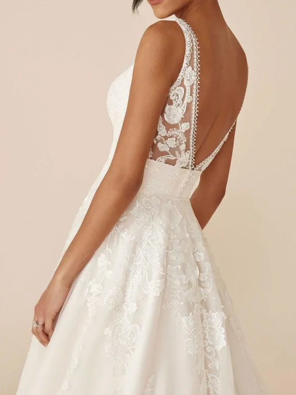 Ivory Simple Wedding Dress With Train V-Neck Sleeveless Backless Lace A-Line Bridal Gowns Free Customization