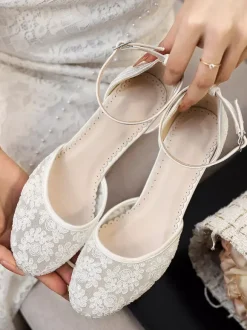 Kitten Heel Bridal Shoes Lace Applique Round Toe Ankle Strap Bridal Shoes