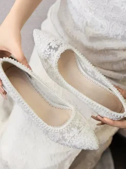 Lace Bridal Shoes Pointed Toe Chunky Heel Wedding Shoes