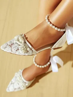 Lace Flat Wedding Shoes Pointed Toe Rhinestones Ankle Strap Bridal Shoes