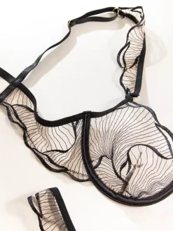 Lace See Through Lingerie Artwork Black 2-Piece Bra Panty Sets