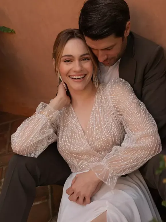 Lace Wedding Dress With Train A-Line Long Sleeves Lace V-Neck Bridal Gowns